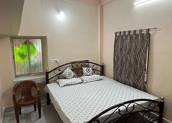Anandi Home Stay