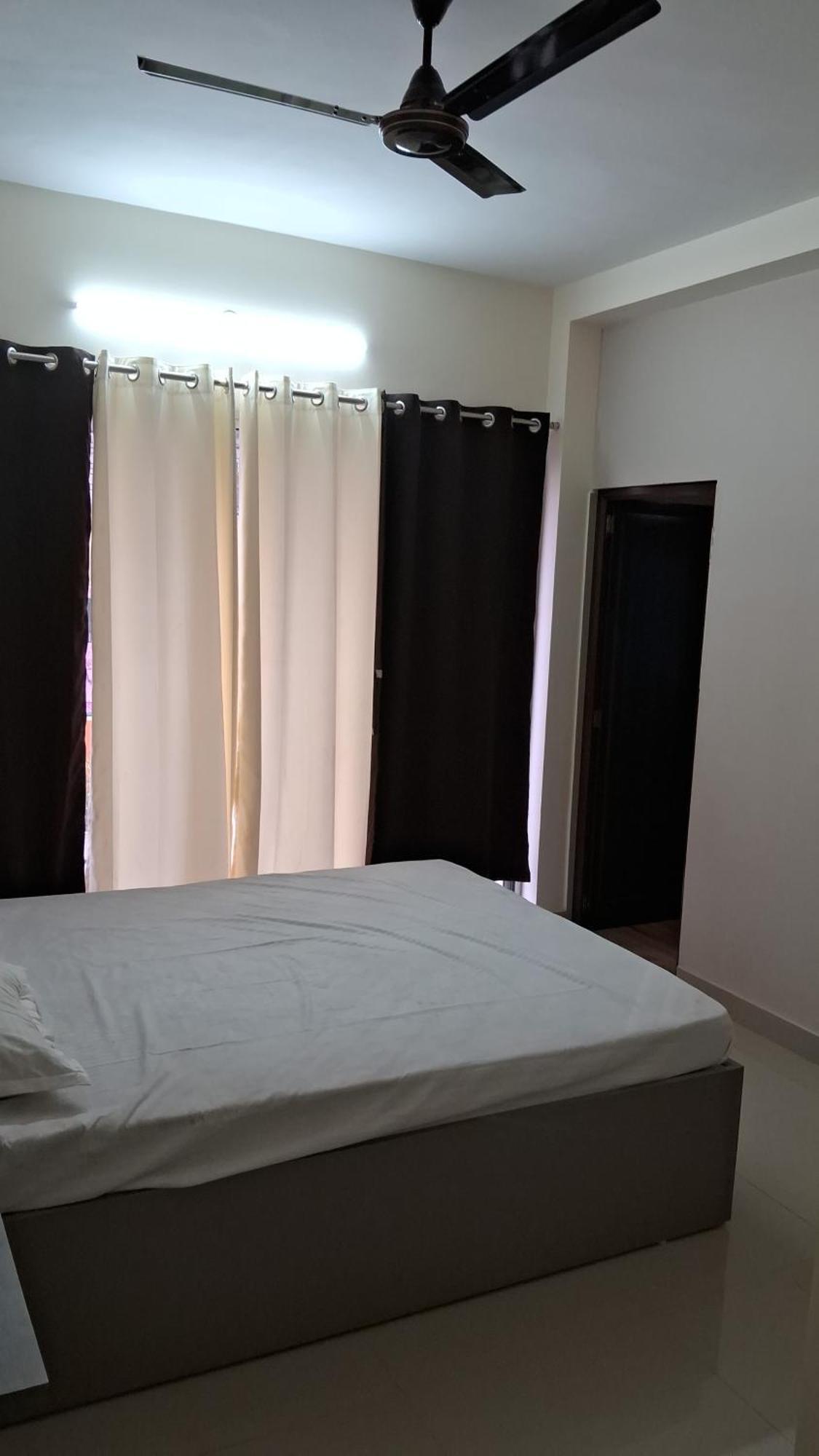 Homestay Anandi *